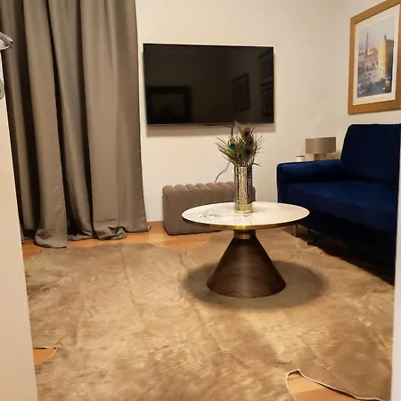 Apartment J&sa With Balcony And Garage