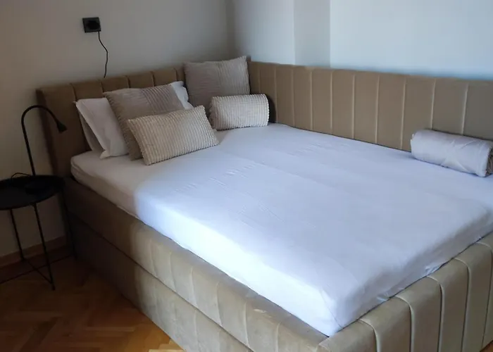 Apartment J&sa With Balcony And Garage Split