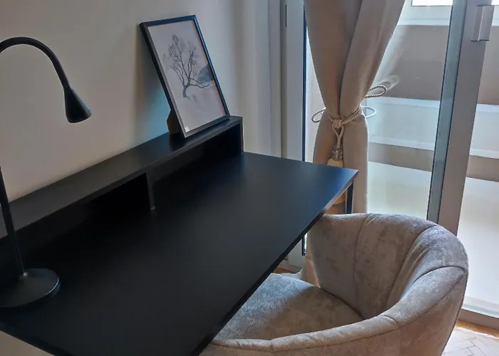 Apartment J&sa With Balcony And Garage