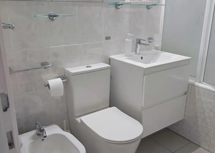 J&sa With Balcony And Garage Split