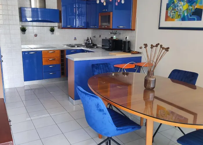 Apartment J&sa With Balcony And Garage *