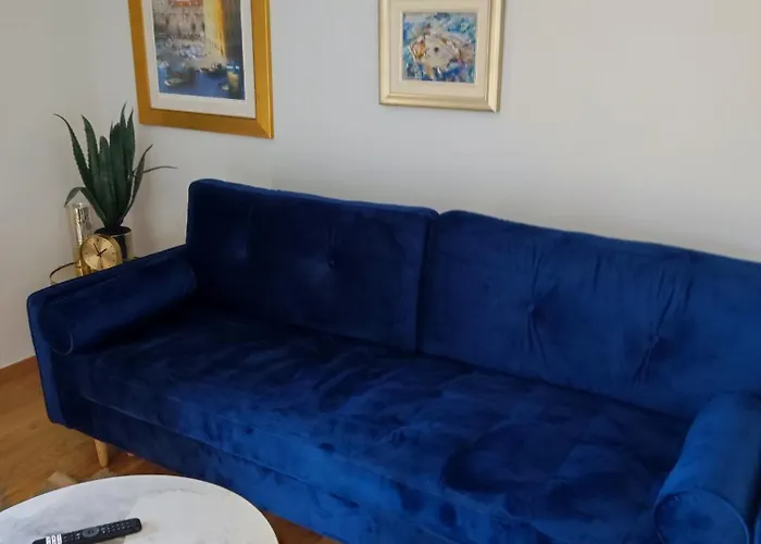 J&sa With Balcony And Garage Apartment Split